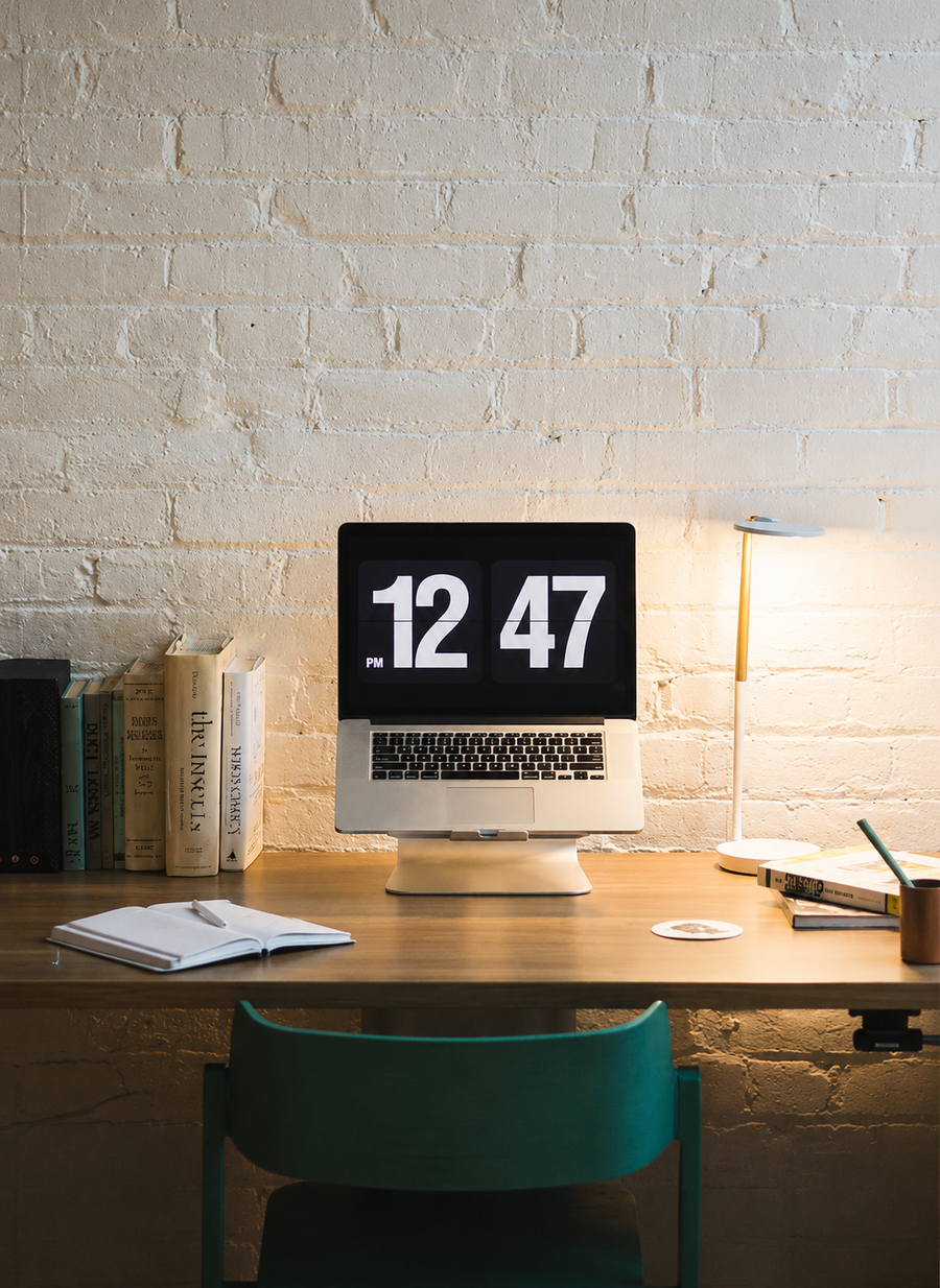 8-in-2 USB Hub Docking Station